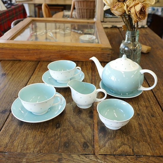 イギリス ヴィンテージ スージークーパー TEA FOR TWO SET レイズドスポット 淡いブルー - drop antiques ドロップ アンティークス アンティーク家具と雑貨