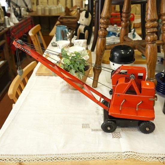 【入手困難】 ブリキ ブタ アンティーク pig antique 2つセット Amazon.co.jp: 小物入れ ブリキ ふた付き ボックス 2個セット