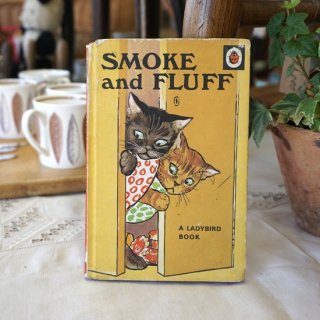 ꥹơܡLADYBIRD BOOK SMOKE AND FLUFFסǯȾ