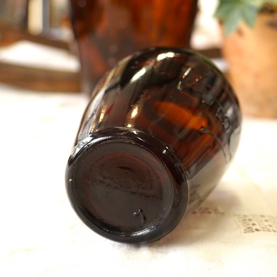 イギリス　アンティーク　Virol　ヴァイロールポット　アンバーボトル　ガラスボトル　１４cm　状態良 - drop antiques  ドロップアンティークス アンティーク家具と雑貨