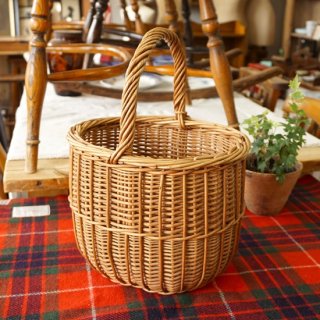 basket / trunk - drop antiques ドロップアンティークス アンティーク家具と雑貨