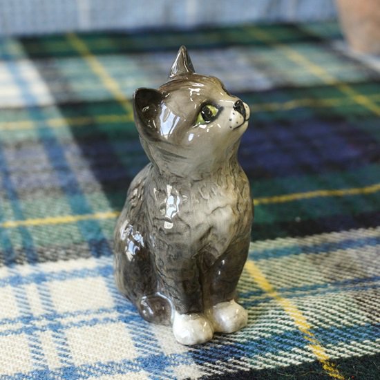 イギリス ヴィンテージ BESWICK ベズウィック 動物フィギュア ネコ 猫 - drop antiques ドロップアンティークス  アンティーク家具と雑貨