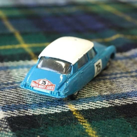 イギリス ヴィンテージ ミニカー CORGI CITROEN DS 19