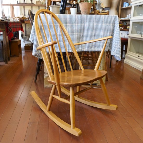 イギリス　ヴィンテージ　ercol　アーコール　クエーカーロッキングチェア　希少 - drop antiques ドロップアンティークス  アンティーク家具と雑貨