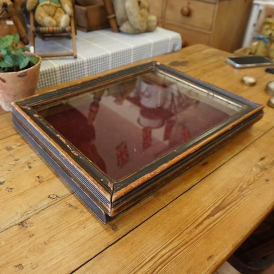 イギリス アンティーク イギリスの蚤の市で育てられた木枠の