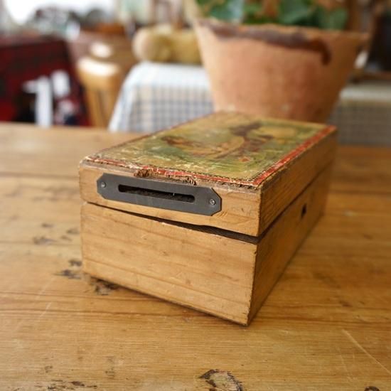 イギリス ヴィンテージ 木箱 少女と白鳥 貯金箱 鍵有り - drop