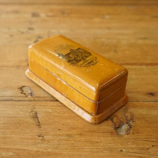 フランス ヴィンテージ 小さな木箱 モシュリンヌ Cathédrale