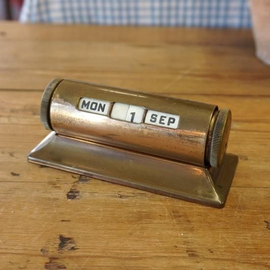 イギリス ヴィンテージ デスクカレンダー 万年カレンダー 真鍮製