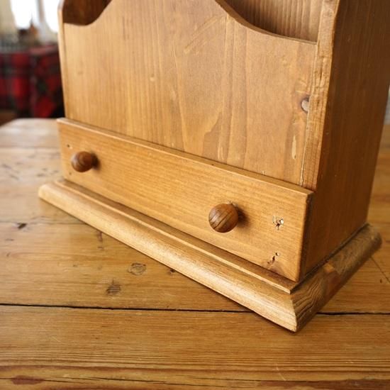 イギリス ヴィンテージ パイン材のレターラック カントリー