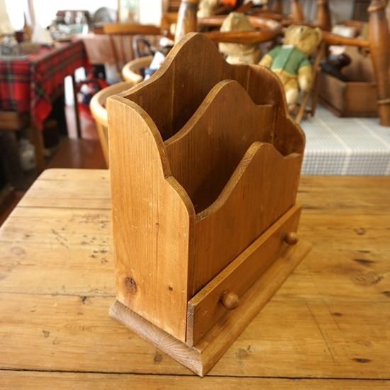 イギリスヴィンテージ 、アンティーク　５段ラック　レターラック イギリス ヴィンテージ トラディショナルスタイルのオーク材の