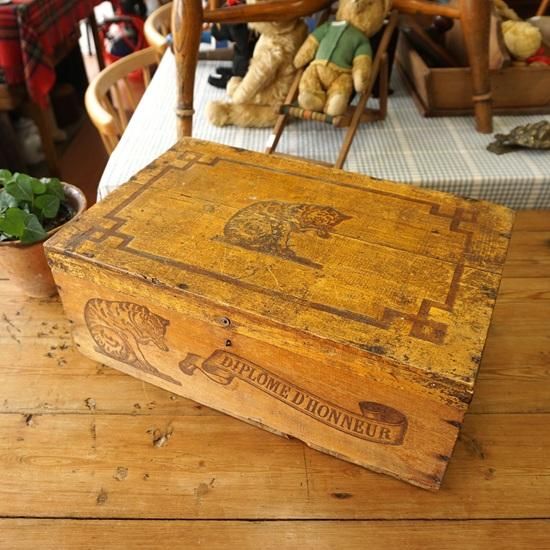 フランスアンティーク 木箱　猫柄　1900年前半 1900年前半 フランス アンティーク AMIDON LE CHAT 猫柄 木箱