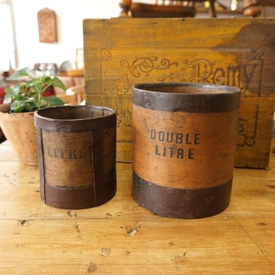 木製　メジャーカップ　蚤の市　ブロカント　古道具　フランスアンティーク 木製 メジャーカップ 蚤の市 ブロカント 古道具 フランス