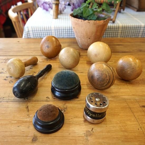 イギリス アンティーク エボニーのピンクッション 黒檀 針山