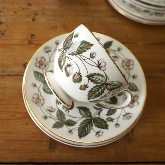 イギリス ヴィンテージ WEDGWOOD ウェッジウッド 「ストロベリー