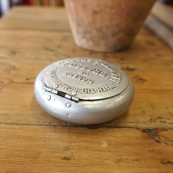 イギリス ヴィンテージ BRASSO 販促品 嗅ぎタバコケース 携帯