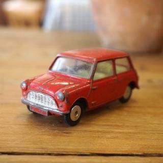 <img class='new_mark_img1' src='https://img.shop-pro.jp/img/new/icons1.gif' style='border:none;display:inline;margin:0px;padding:0px;width:auto;' />ꥹơߥ˥CORGI AUSTIN SEVEN