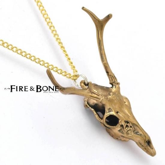 鹿　スカル　（ブロンズ調） 白尾シカ◇スカルペンダント イエローブロンズ製