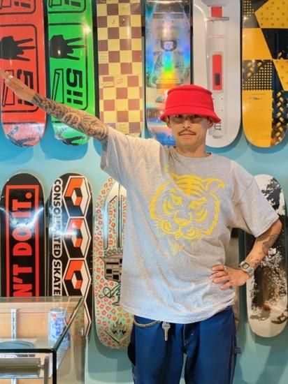 高田音楽制作事務所／虎logo T - 高田や