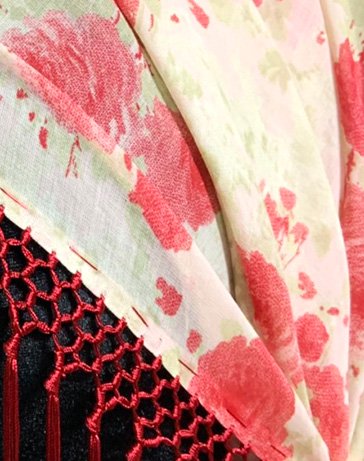hpc028シージョ 白×赤系花柄 - フラメンコ衣装のマンサニージャ