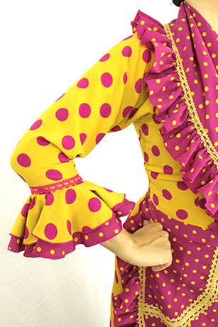 レンタルLoja -ロハ　紫×からし〈LOPEZ DE SANTOSデザイン〉在庫13着　15泊16日 -  フラメンコ衣装のマンサニージャ［Manzanilla］