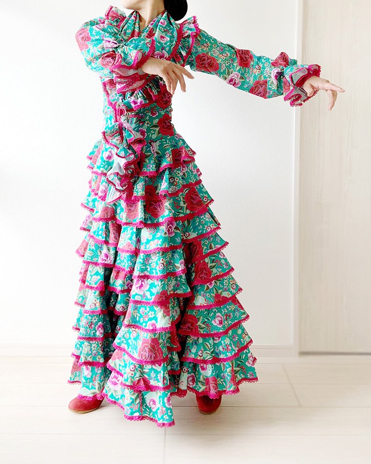 スカート丈98cmフラメンコ衣装 スペイン製 ツーピース - フラメンコ