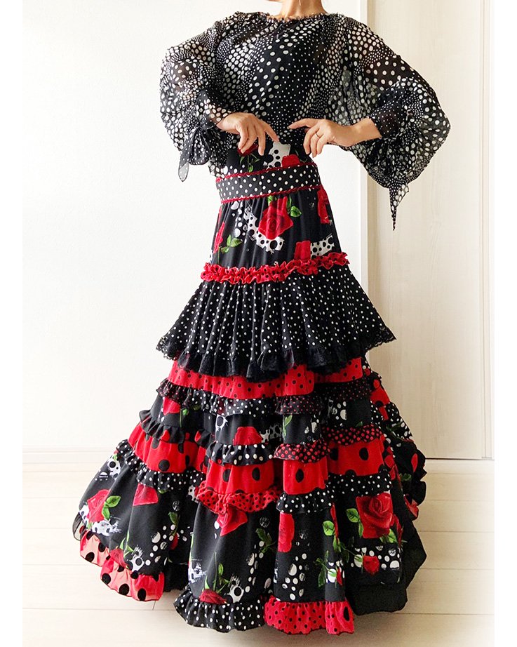 【美品】イベリア　エルモサ　フラメンコ衣装　4ピース　ドレス袖丈…50cm