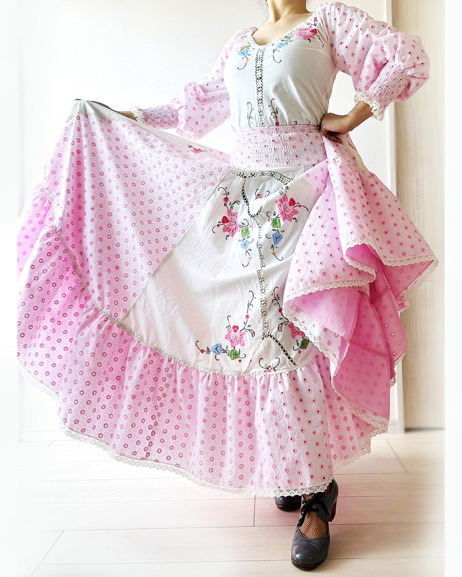 hp641　白×うすピンク　コットン風ツーピース〈Rimaデザイン〉 - フラメンコ衣装のマンサニージャ［Manzanilla］