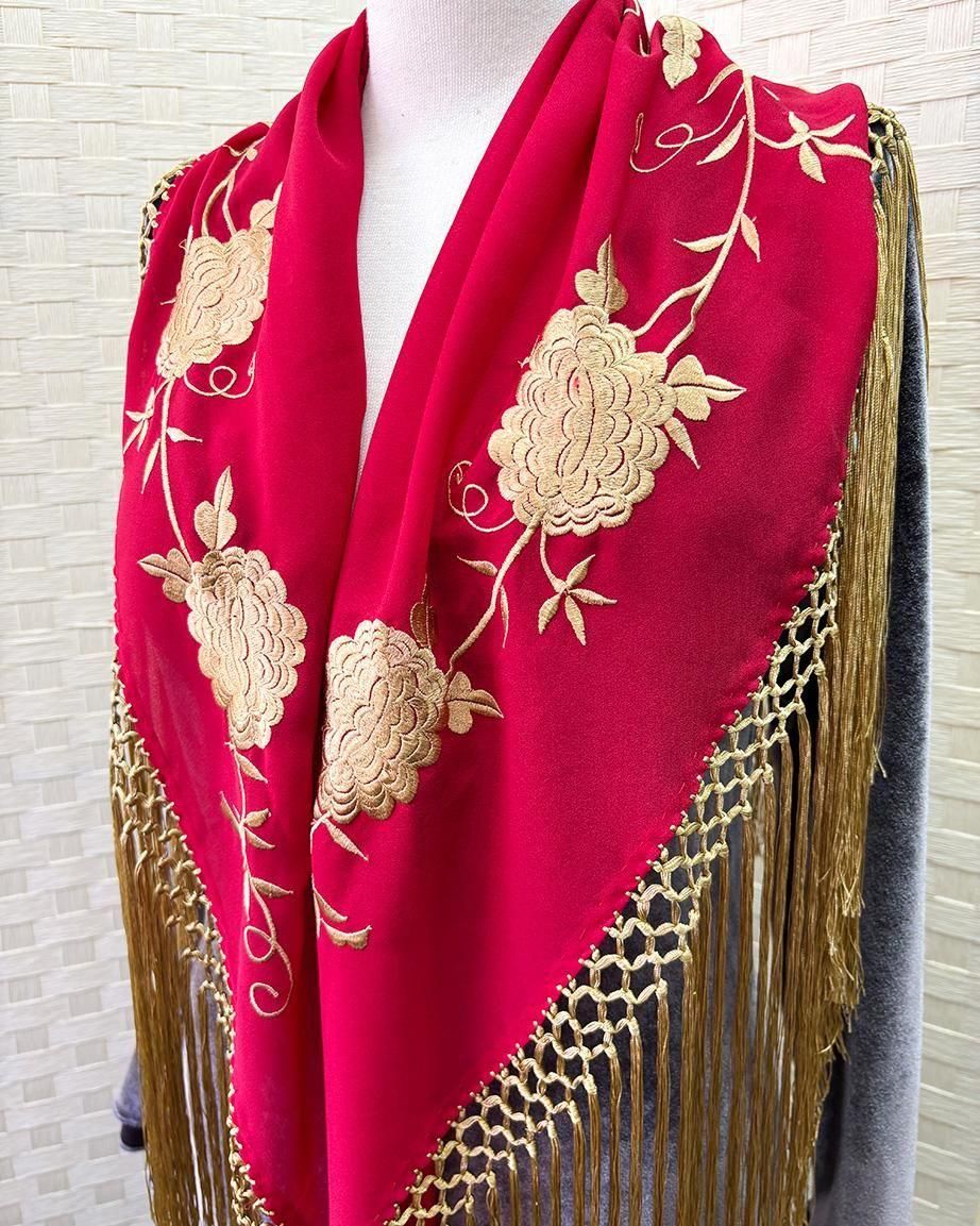 フラメンコ衣装　シージョ　赤紫 鍵編みシージョ Bugmbilla | 赤紫 花コサージュ付 - フラメンコ