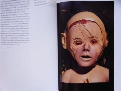 シンディ・シャーマン Cindy Sherman - Thursday Books
