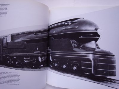 レイモンド・ローウィ Raymond Loewy Industrial Design - Thursday Books