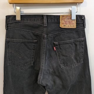 <img class='new_mark_img1' src='https://img.shop-pro.jp/img/new/icons1.gif' style='border:none;display:inline;margin:0px;padding:0px;width:auto;' />1990s  Levi's 501 super black denim pants . made in usa . size 30 x 30 .