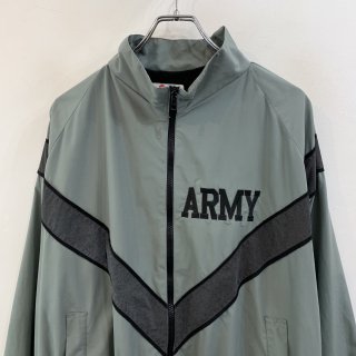 <img class='new_mark_img1' src='https://img.shop-pro.jp/img/new/icons1.gif' style='border:none;display:inline;margin:0px;padding:0px;width:auto;' />1990s  us military / IPFU  nylon training jacket . size medium - regular .