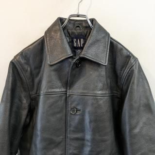 <img class='new_mark_img1' src='https://img.shop-pro.jp/img/new/icons1.gif' style='border:none;display:inline;margin:0px;padding:0px;width:auto;' />1990s  GAP  black leather car coat . size xsmall .