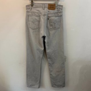 <img class='new_mark_img1' src='https://img.shop-pro.jp/img/new/icons1.gif' style='border:none;display:inline;margin:0px;padding:0px;width:auto;' />1980s  Levis 505  denim pants . made in usa . size 34 x 32 .
