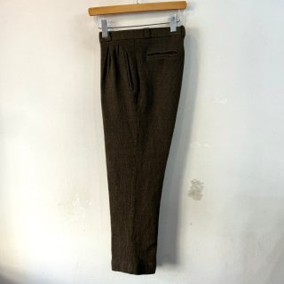 <img class='new_mark_img1' src='https://img.shop-pro.jp/img/new/icons1.gif' style='border:none;display:inline;margin:0px;padding:0px;width:auto;' />ڡ Zanella  cotton two tuck slacks . size 32 x 30 .