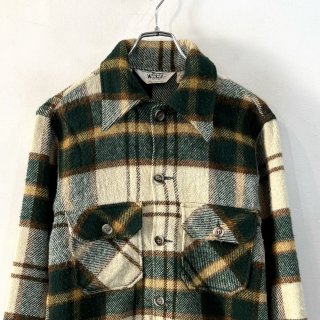 <img class='new_mark_img1' src='https://img.shop-pro.jp/img/new/icons1.gif' style='border:none;display:inline;margin:0px;padding:0px;width:auto;' />1970s  Woolrich  wool l/s shirt . size small .