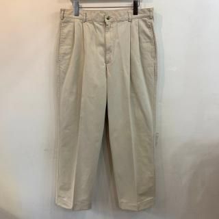 <img class='new_mark_img1' src='https://img.shop-pro.jp/img/new/icons1.gif' style='border:none;display:inline;margin:0px;padding:0px;width:auto;' />1990s  LANDS END  all cotton two tuck chino trousers . made in usa . size 34  30 .