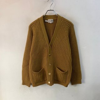 <img class='new_mark_img1' src='https://img.shop-pro.jp/img/new/icons1.gif' style='border:none;display:inline;margin:0px;padding:0px;width:auto;' />1960s  Adam of London  wool knit cardigan . size m .