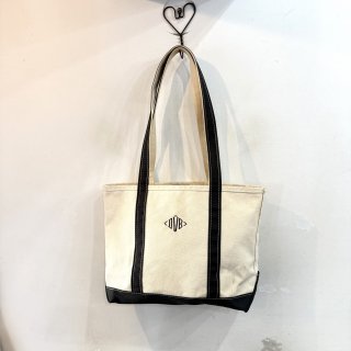 <img class='new_mark_img1' src='https://img.shop-pro.jp/img/new/icons1.gif' style='border:none;display:inline;margin:0px;padding:0px;width:auto;' />  L.L.Bean / boat and tote  cotton canvas tote bag . made in usa .
