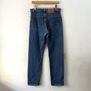 <img class='new_mark_img1' src='https://img.shop-pro.jp/img/new/icons1.gif' style='border:none;display:inline;margin:0px;padding:0px;width:auto;' />1994y  Levis 505  denim pants . made in usa . size 32  31 .