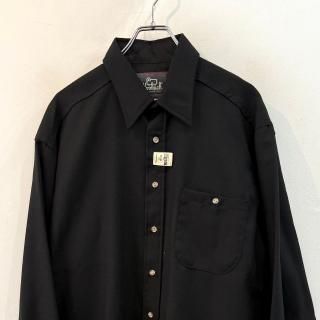 <img class='new_mark_img1' src='https://img.shop-pro.jp/img/new/icons1.gif' style='border:none;display:inline;margin:0px;padding:0px;width:auto;' />dead stock  Woolrich  black wool l/s shirts . made in usa . size xlarge .