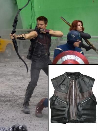 ジェレミー・レナー&ヘイリー・スタインフェルド 直筆サイン 11×14インチ アベンジャーズ ホークアイ役 ジェレミー・レナー 直筆サイン 11×14