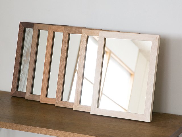 木枠の鏡 ブラックウォルナット材400×300ミリサイズ 木枠幅30ミリタイプ