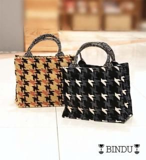 BINDU<br>
Chenille NY Houndstooth 㥫 ⡼ ֥å ȡȥХå