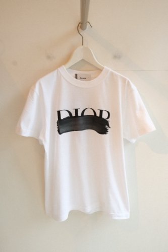 DIORじゃないよTシャツ - 東京・目白と自由が丘にあるセレクトショップ