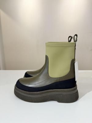 <img class='new_mark_img1' src='https://img.shop-pro.jp/img/new/icons1.gif' style='border:none;display:inline;margin:0px;padding:0px;width:auto;' />MARCCAIN (マークケイン) 異素材配色ショートブーツ
