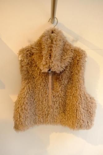 ★未着用★ ラビットファー チベットラム ショート丈 ジャケット ホワイト 楽天市場】新作 柔らかいラムレザー＆フォックスファーベスト