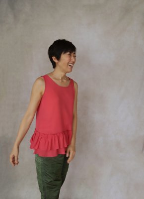 “Swiss Organic Cotton outfrilled tanktop 