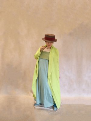 <img class='new_mark_img1' src='https://img.shop-pro.jp/img/new/icons11.gif' style='border:none;display:inline;margin:0px;padding:0px;width:auto;' />OnlineStorePistachio draped robe / Linen