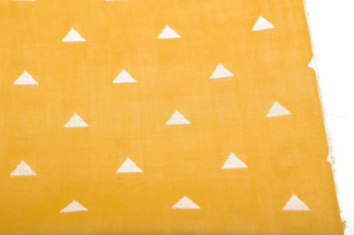 鱗文様のWガーゼ生地「鱗 -uroko-」